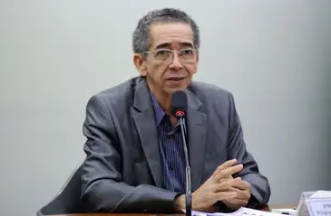 selo em homenagem a Luiza Bairros - Edson Cardoso - igualdade racial