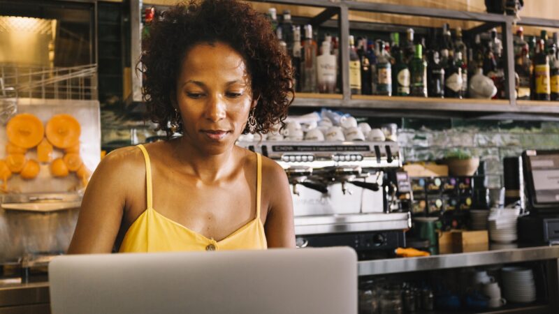 Desigualdade: empreendedoras negras X  empresários brancos