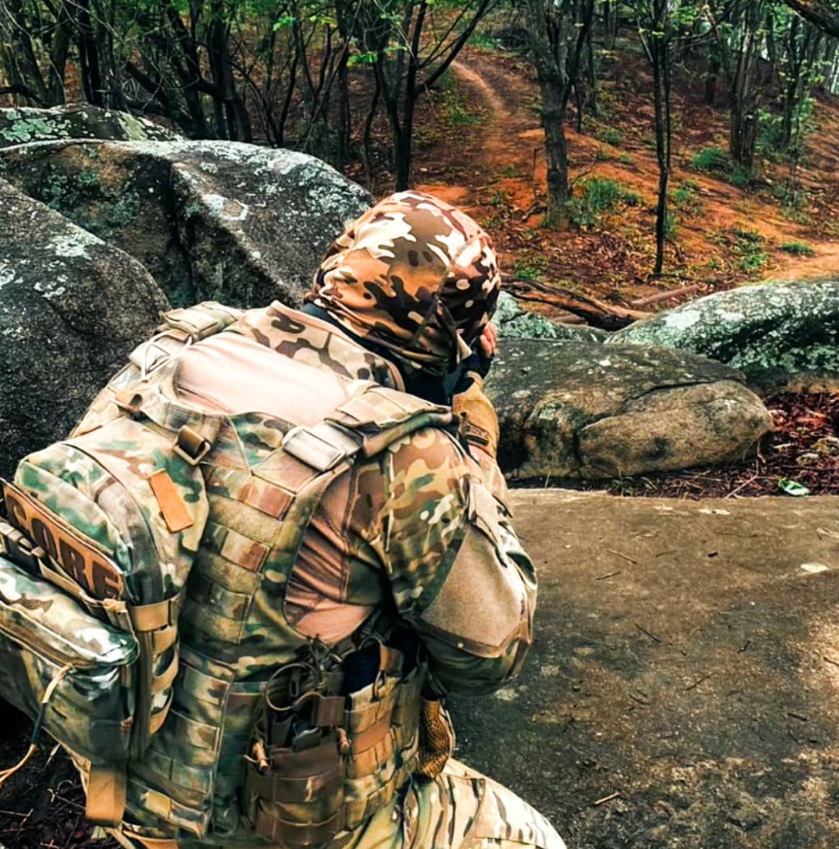 Tropas especiais - Core- risco à democracia