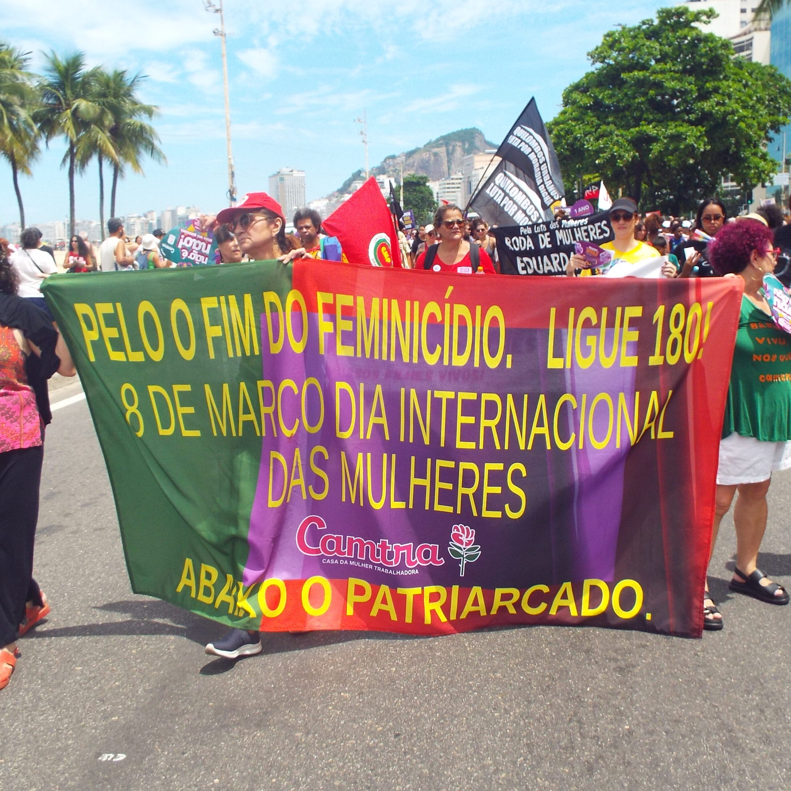 Dia Internacional da Mulher - ligue 180