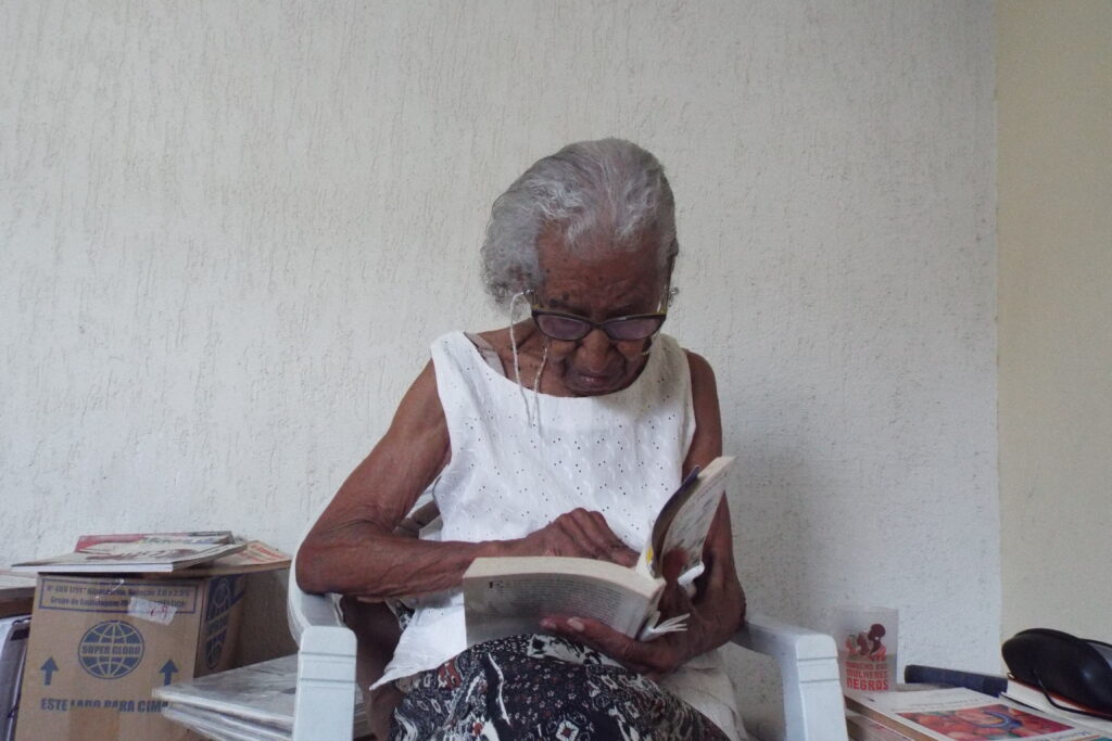 Maria Soares comemora 102 anos
Livros
Biblioteca